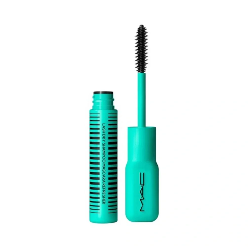 MAC COSMETICS NWT lash dry shampoo mascara -0.22oz